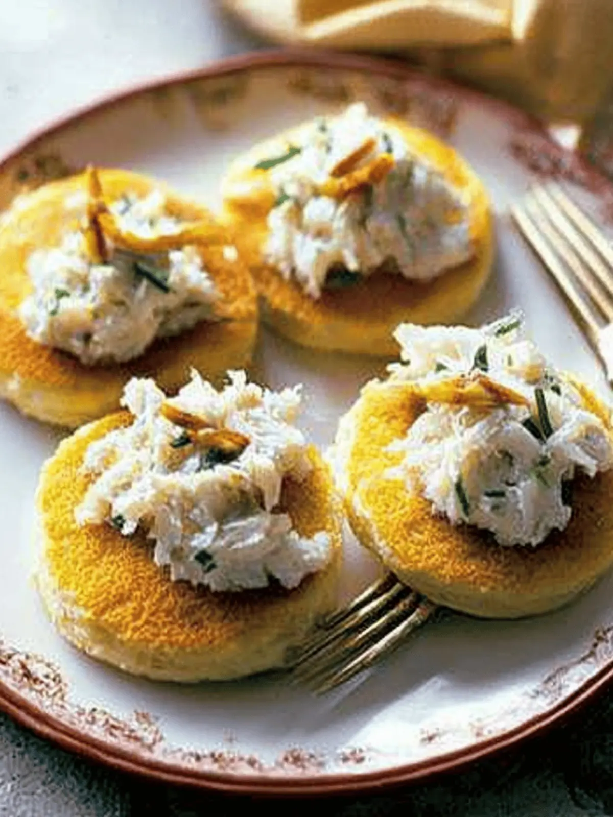 Johnnycakes with Peekytoe Crab