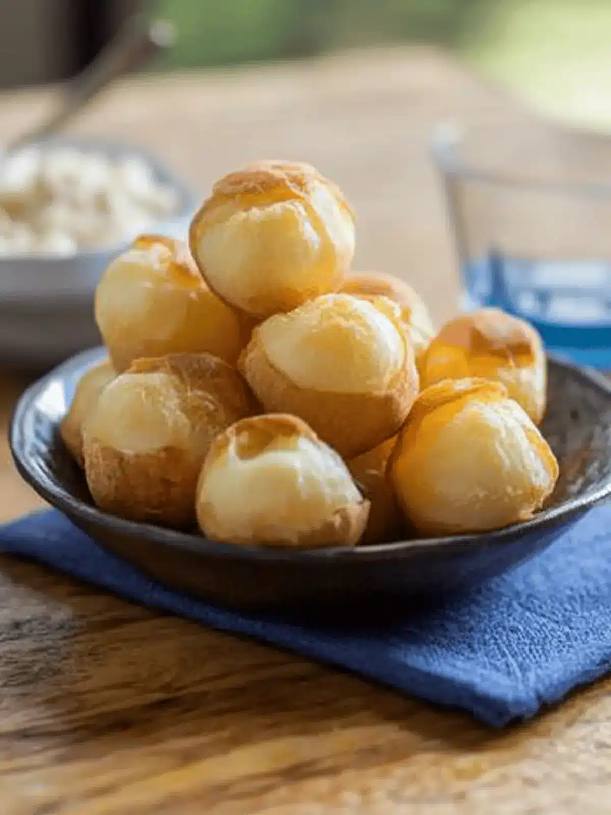 Brazilian Cheese Puffs