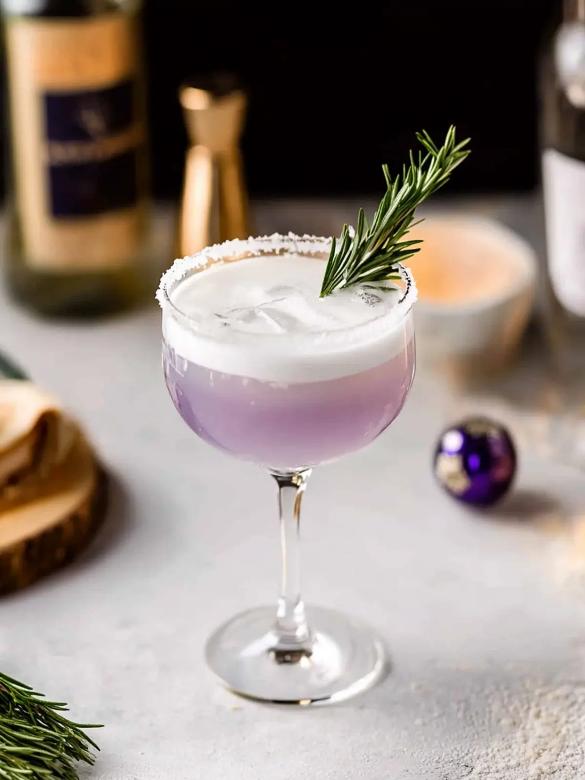 Craft the Perfect Winter Gin Cocktail for Cozy Nights 2 Winter Gin Cocktail