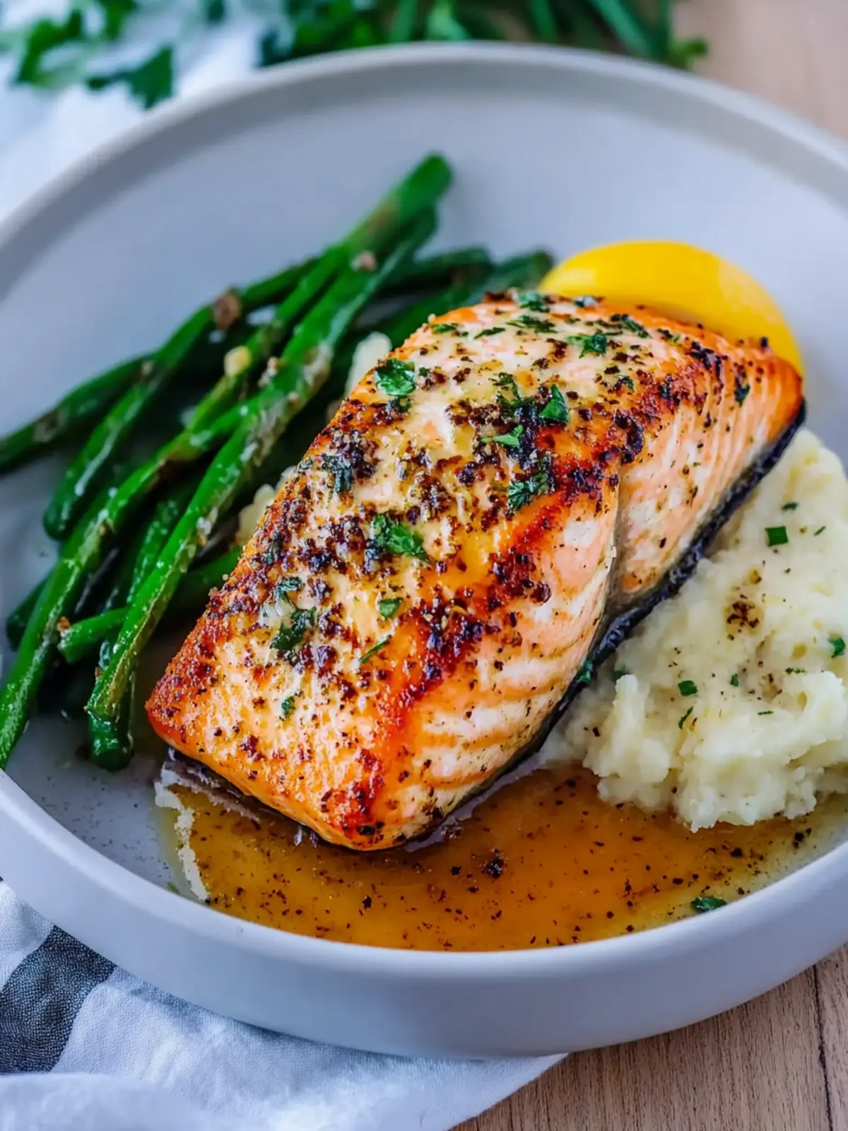 Baked Lemon Garlic Butter Salmon in 15 Minutes Flat 3 Baked Lemon Garlic Butter Salmon