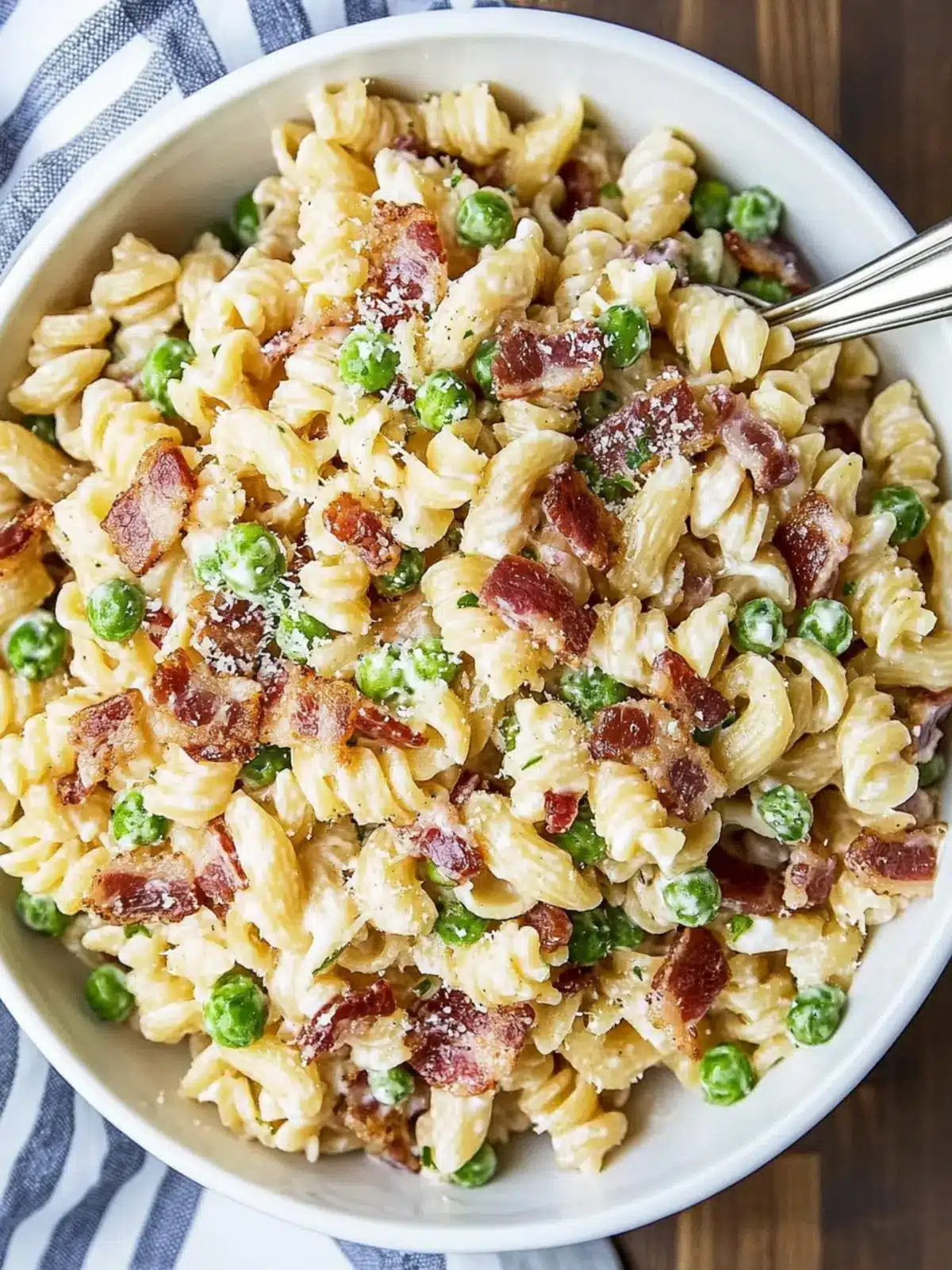 Creamy Bacon Pasta Salad That's Perfect for Every Barbecue 4 creamy bacon pasta salad