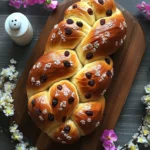 Delicious Purim Challah with Raisins: Celebrate with Sweetness 9 Delicious Purim Challah with Raisins for Festive Flavors